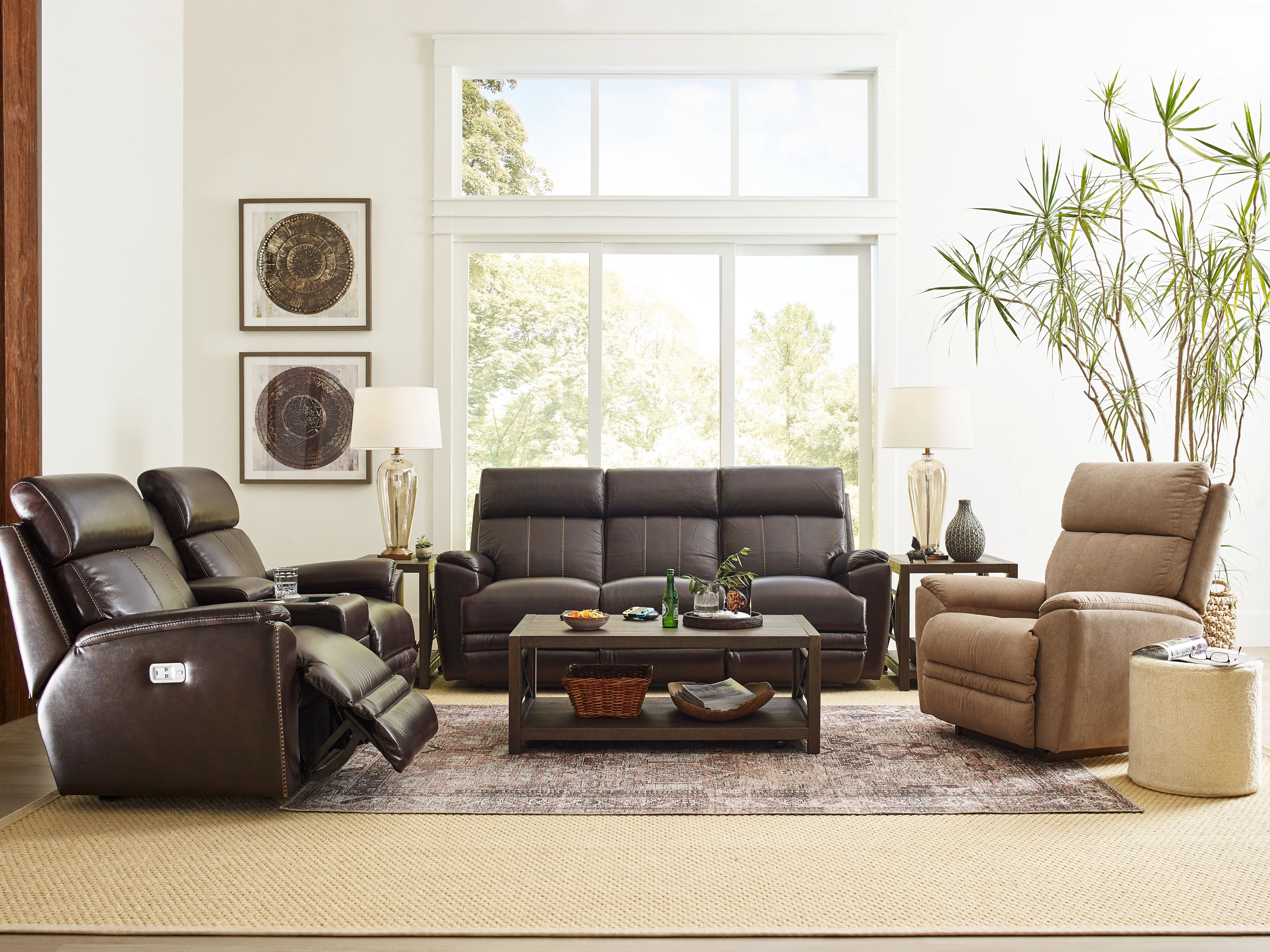 key considerations to decide between 2 seater sofas and 3 seater sofas