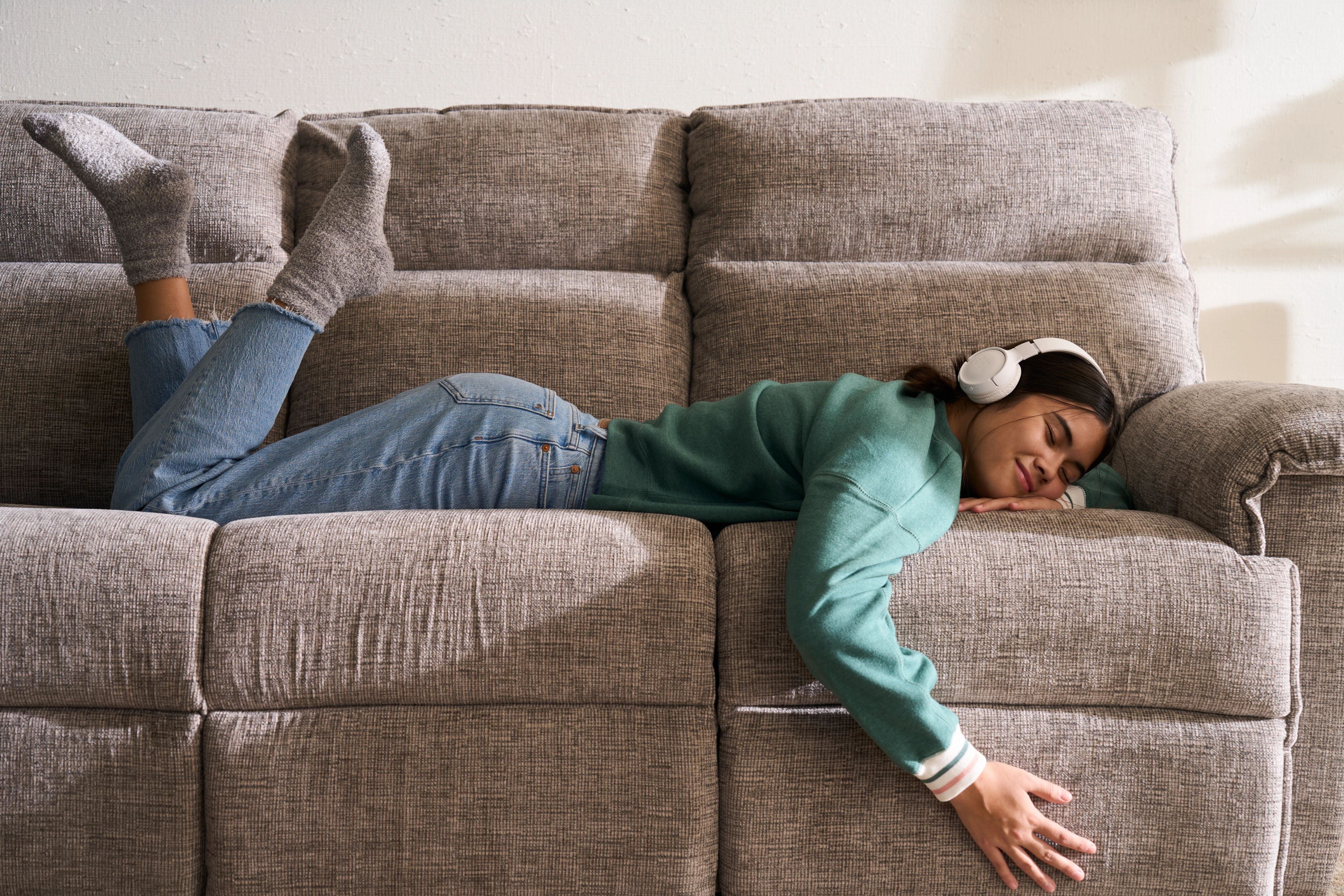 unique features of the jay reclining sofa