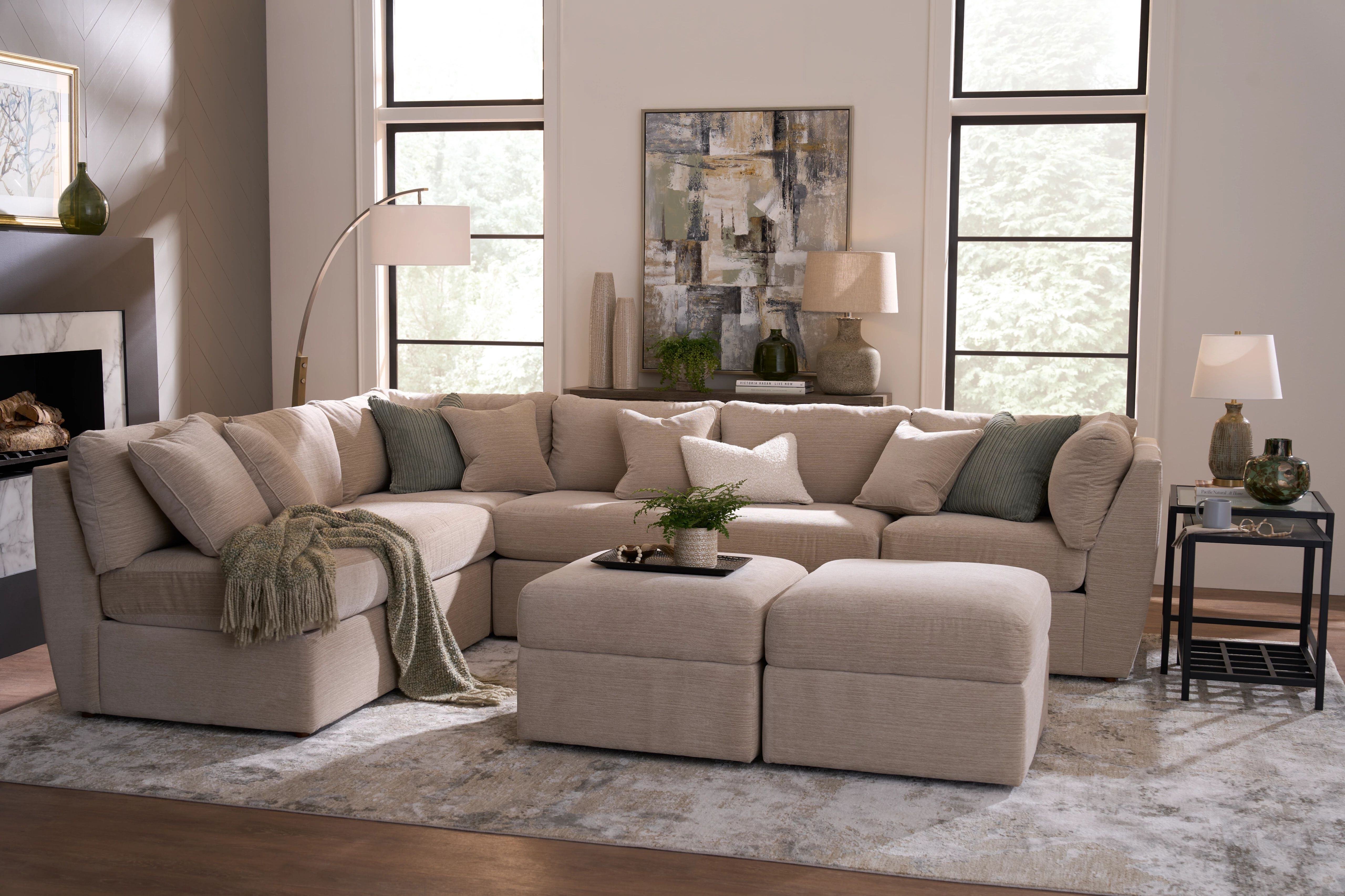 unique features of the Montrose Sectional