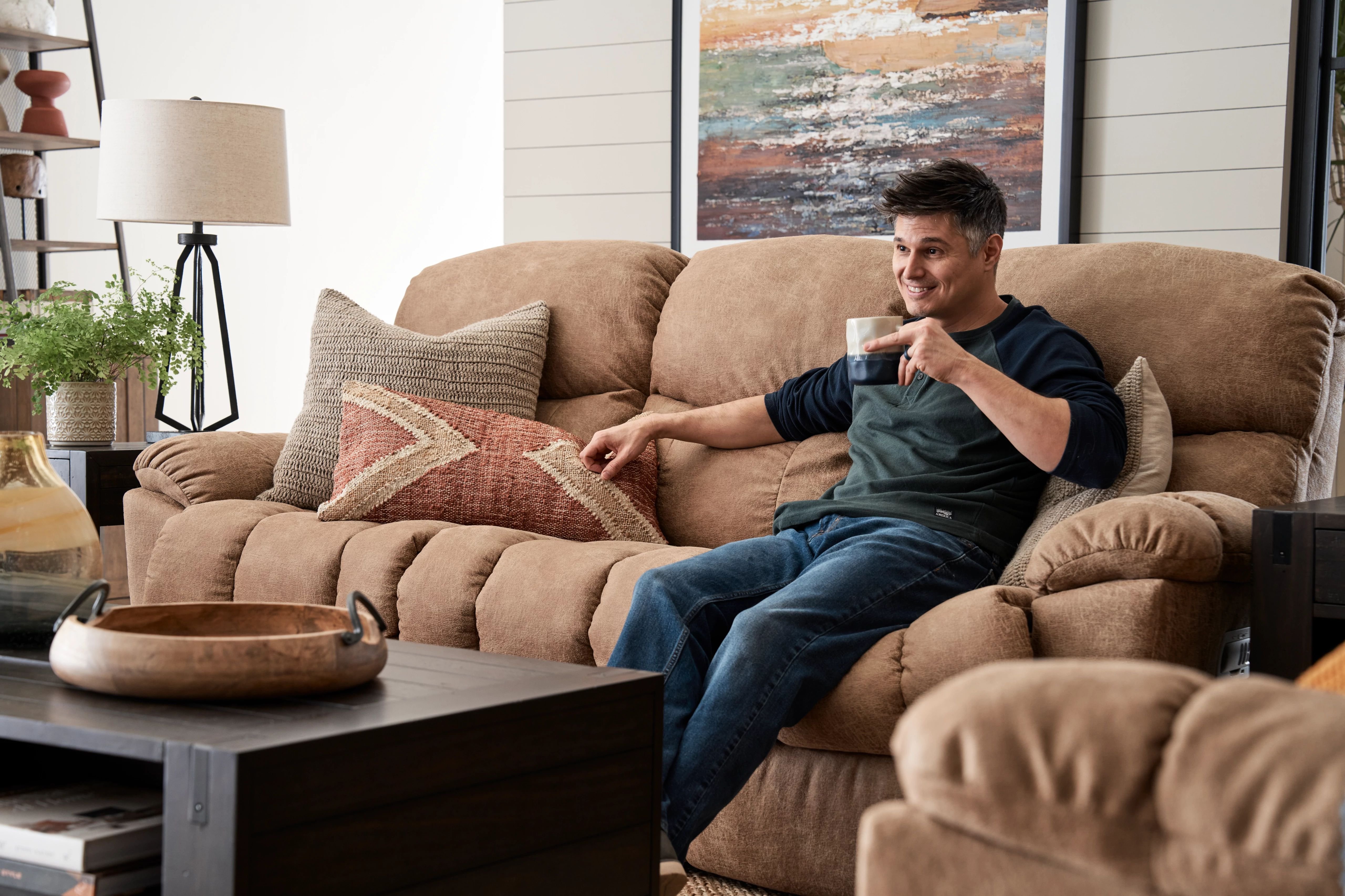 does the morrison reclining sofa include a warranty?