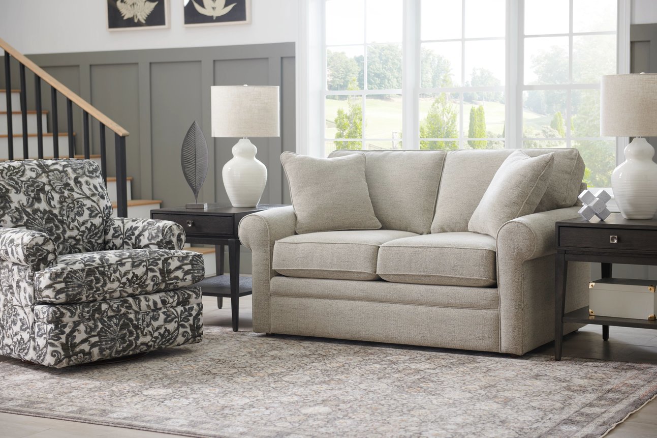 Review of the La-Z-Boy Collins Stationary Loveseat