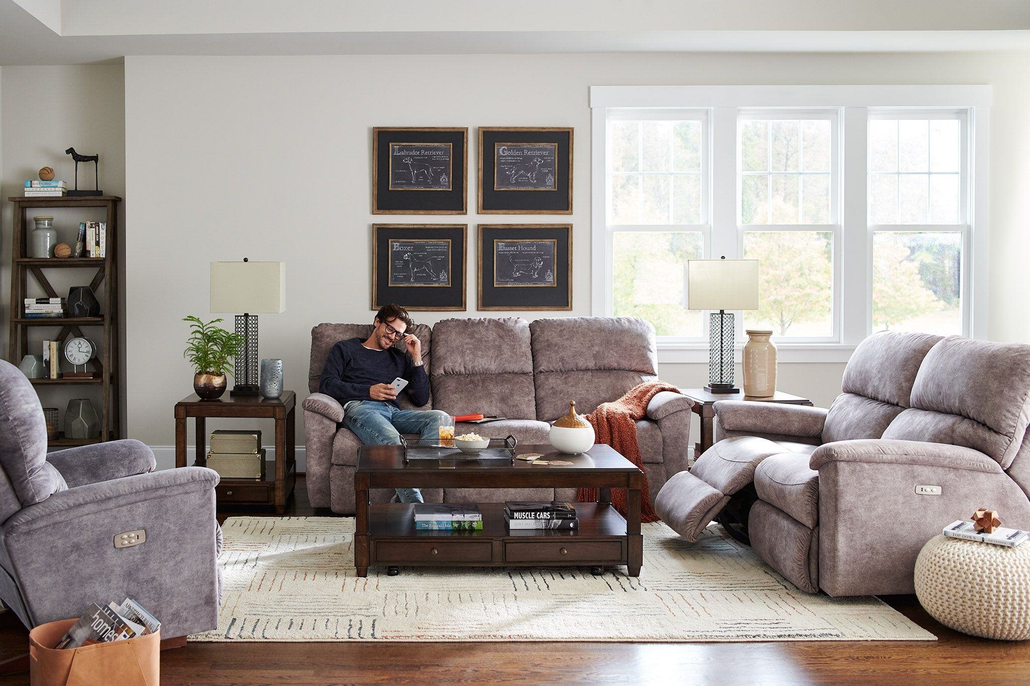 does the brooks reclining sofa come with a warranty?