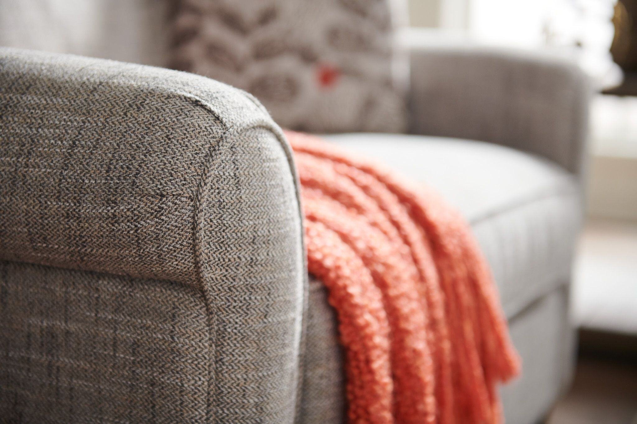 does the laurel chair and a half include a warranty?