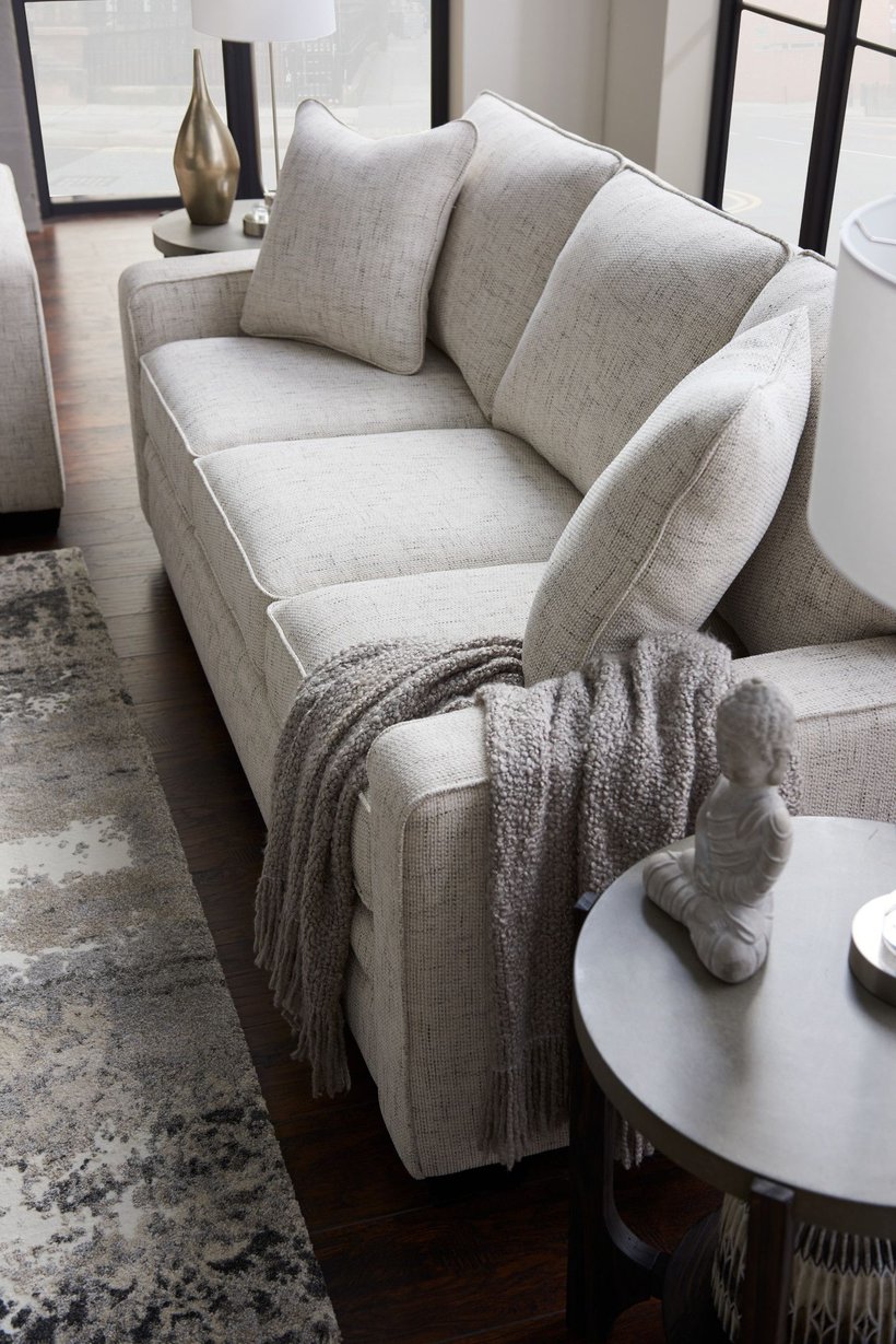 Review of the LaZBoy Meyer Sofa