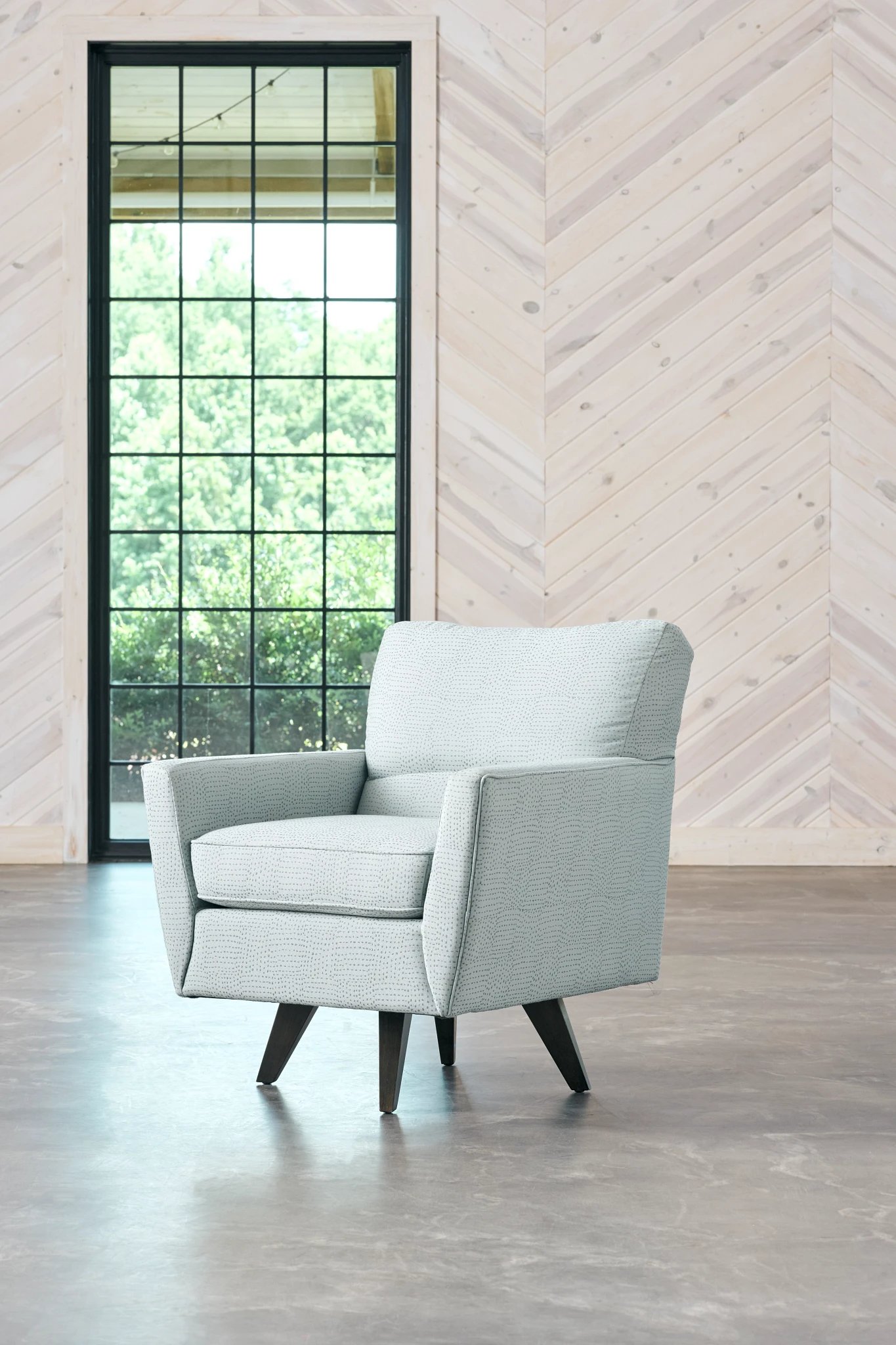 review of the la-z-boy high leg swivel chair